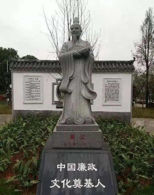 梦见蛇缠身 - 梦境插图